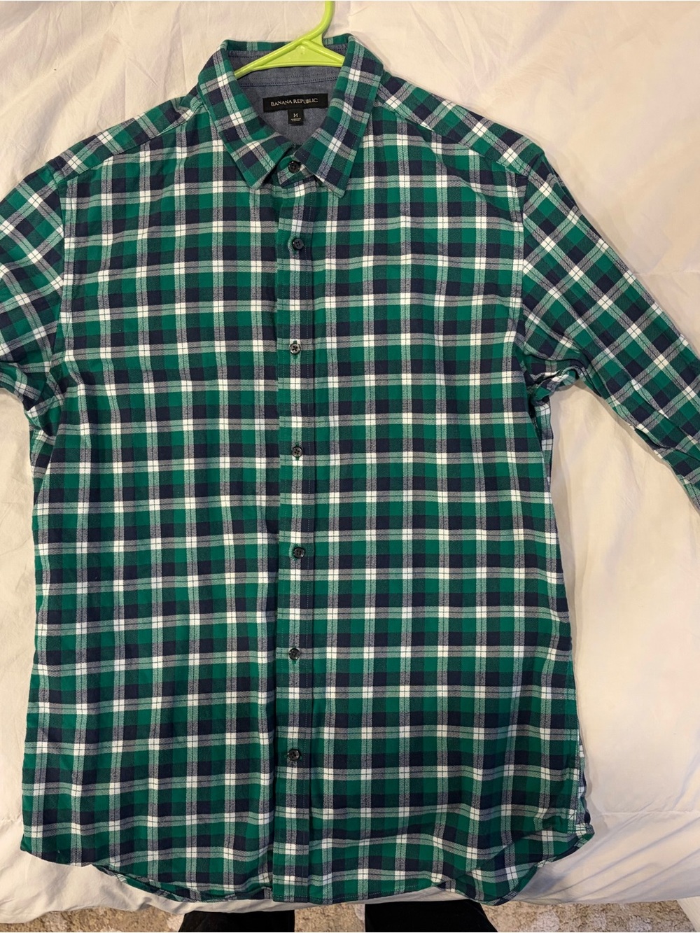 Banana Republic Men's Navy and Green Plaid Button-Down Shirt (Medium)